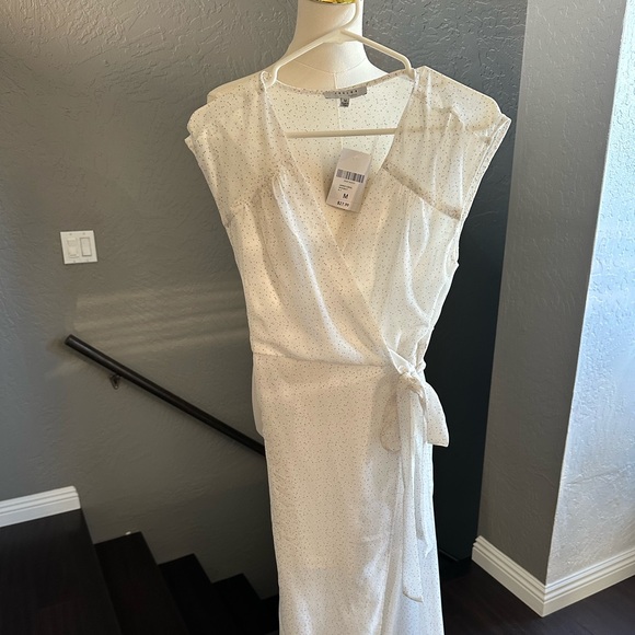 Forever 21 White Blouse with Pink Dots - Picture 1 of 5